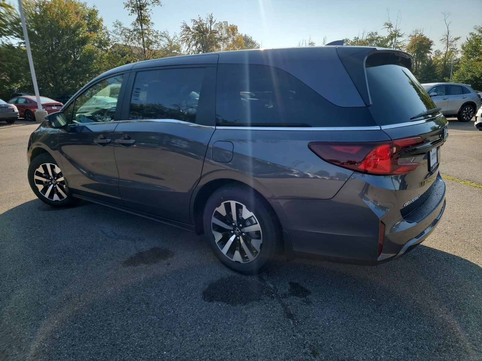 New 2026 Modern Steel Metallic Honda EX-L image 17