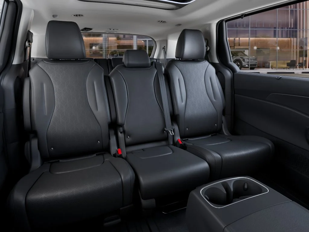 New 2026 Snow White Pearl Kia SX image 16