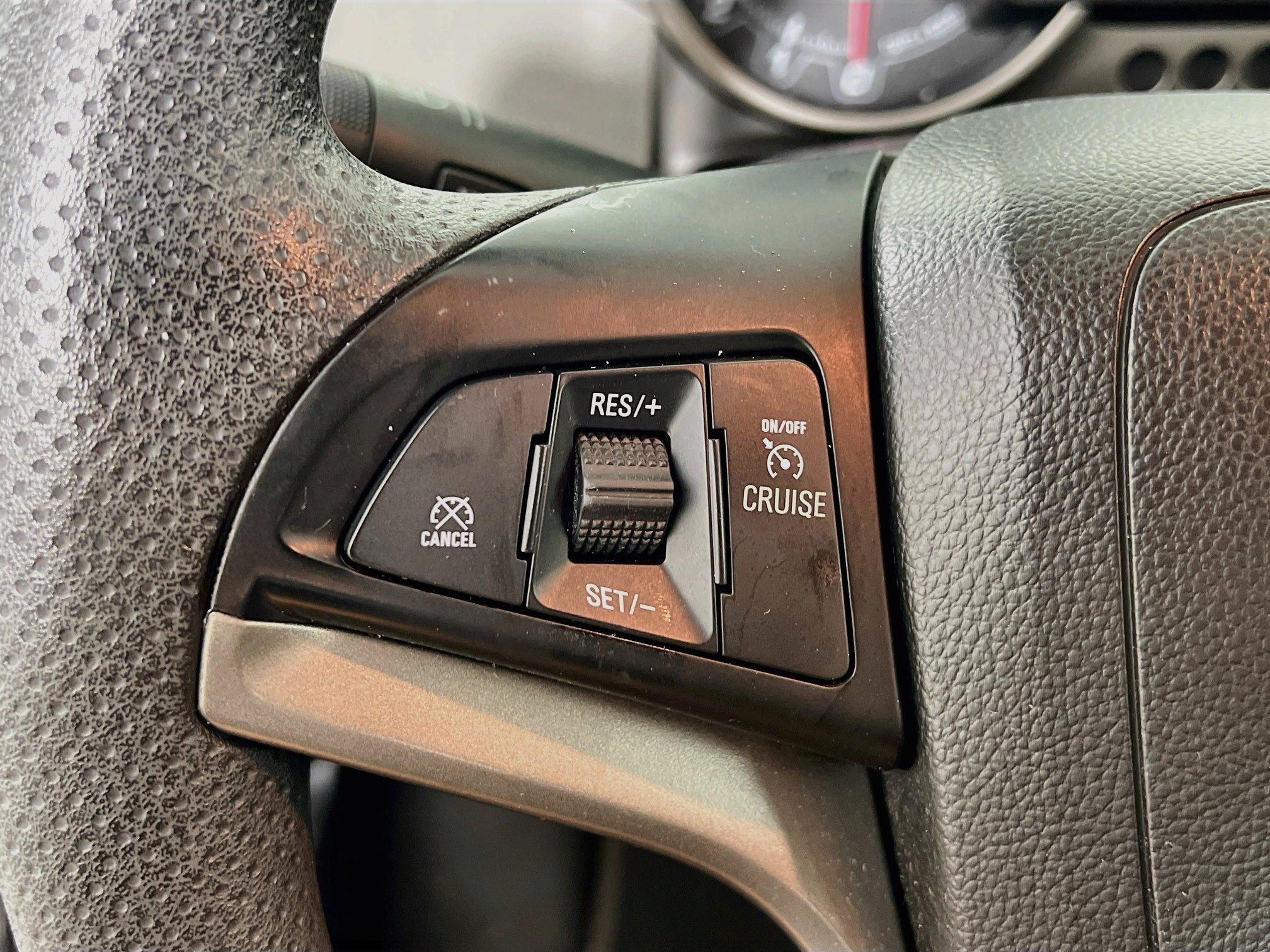 Used 2015 Mocha Bronze Metallic Chevrolet LT image 13