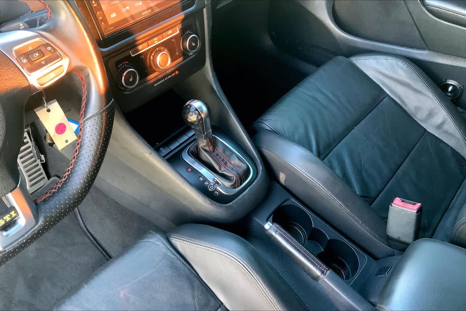 Used 2013 Deep Black Pearl Metallic Volkswagen Drivers Edition image 15