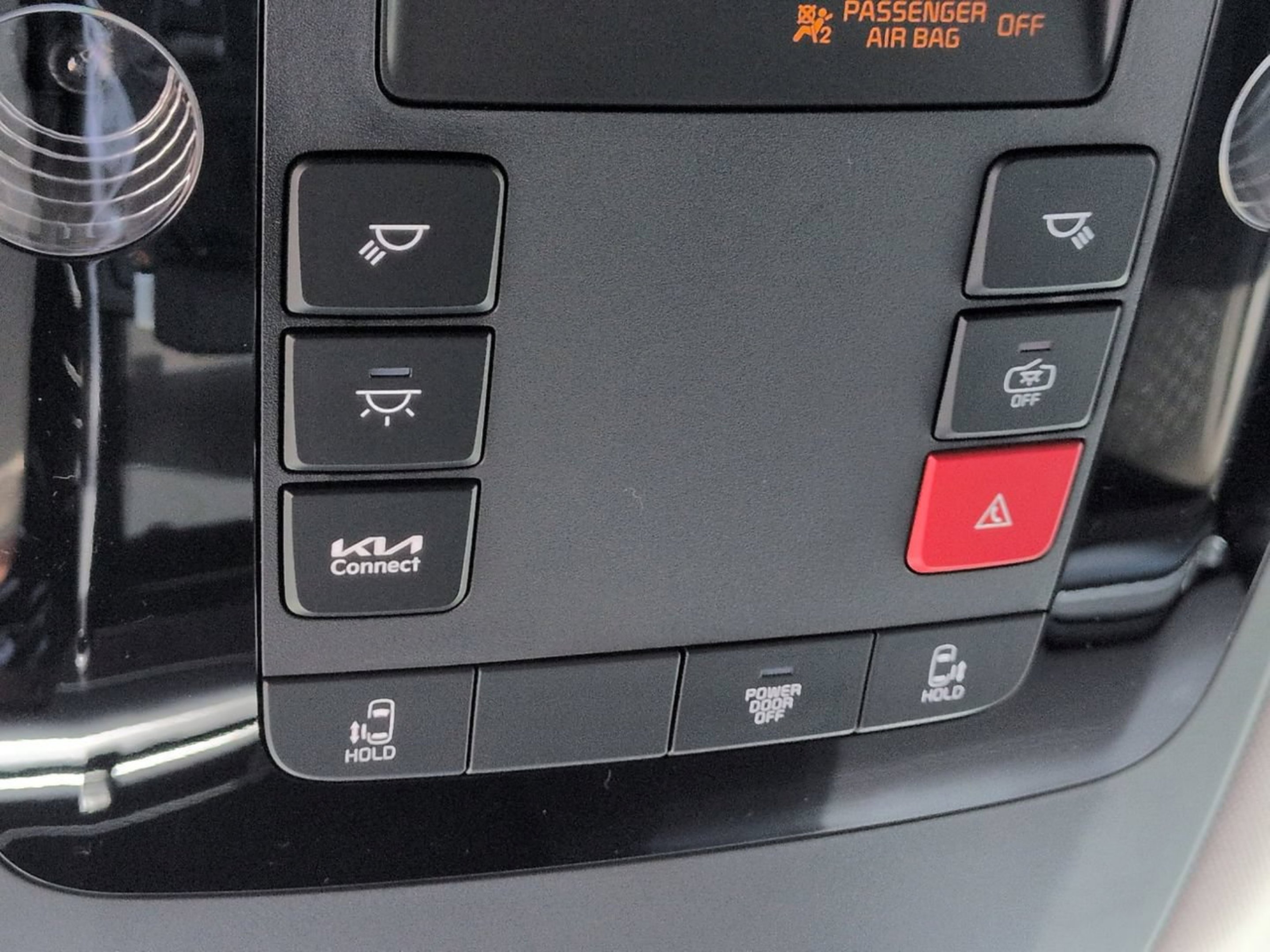 New 2027 Ceramic Silver Kia LXS image 24