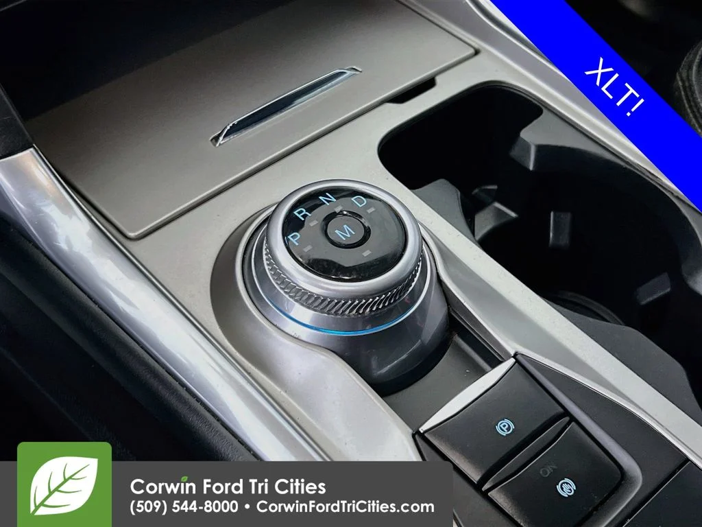 Used 2020 Silver Ford XLT image 10