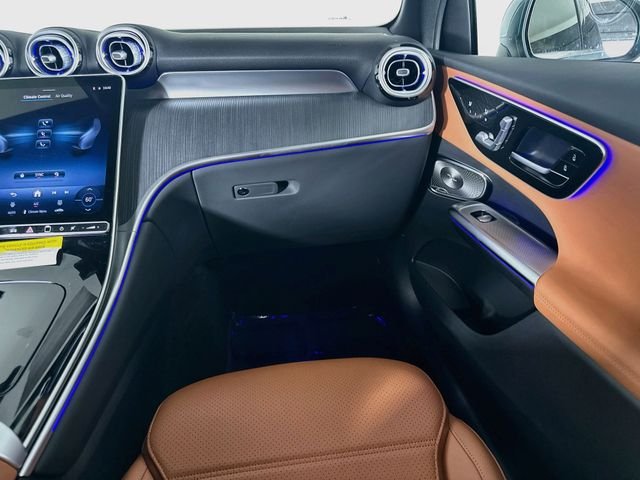 New 2026 Verde Silver Metallic Mercedes-Benz GLC 300 image 24