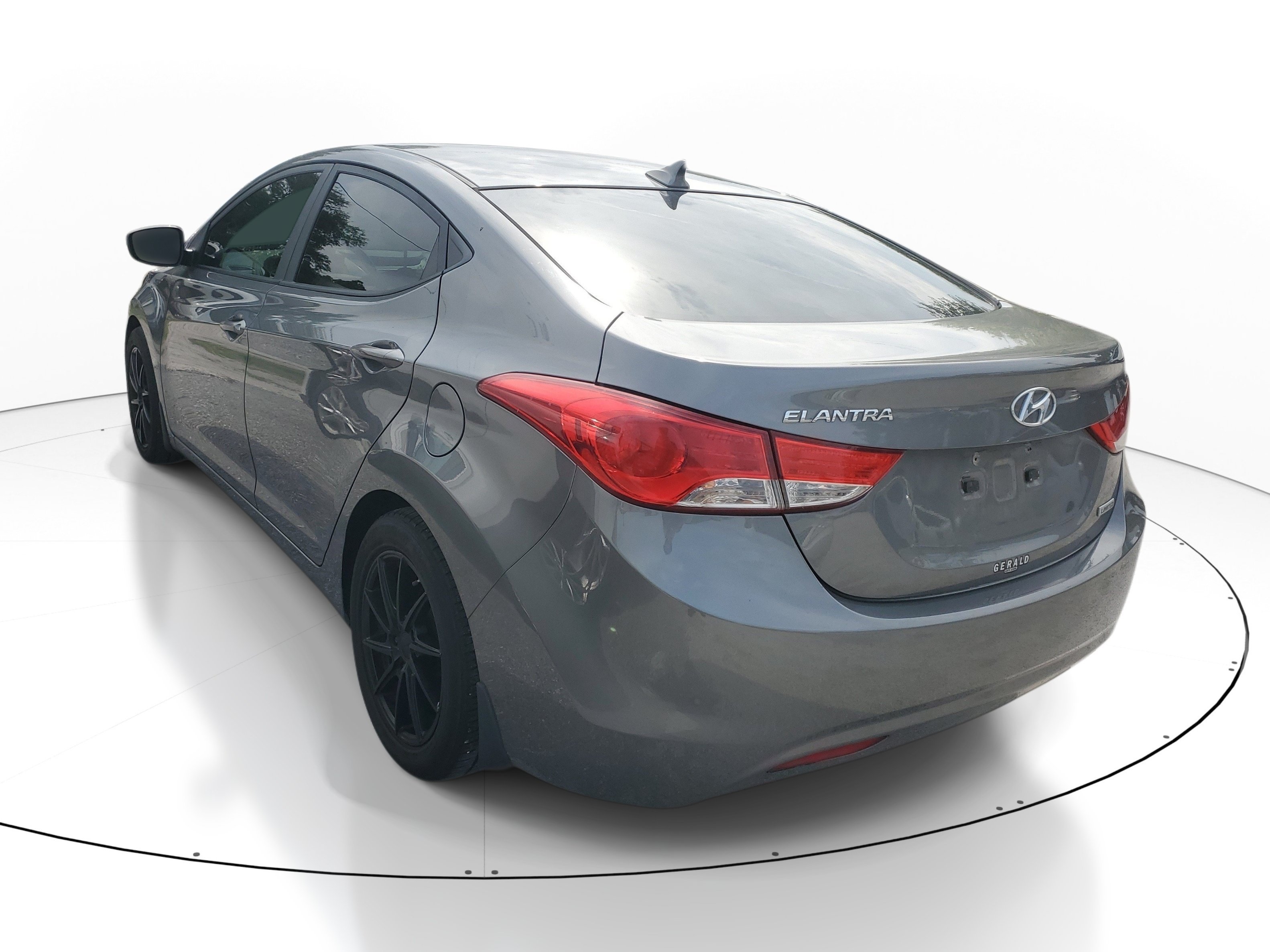 Used 2013 Harbor Gray Metallic Hyundai Limited image 8