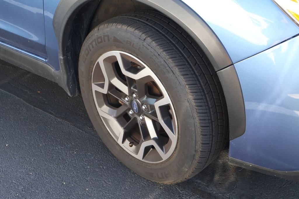 Used 2016 Blue Subaru 2.0i Premium image 7