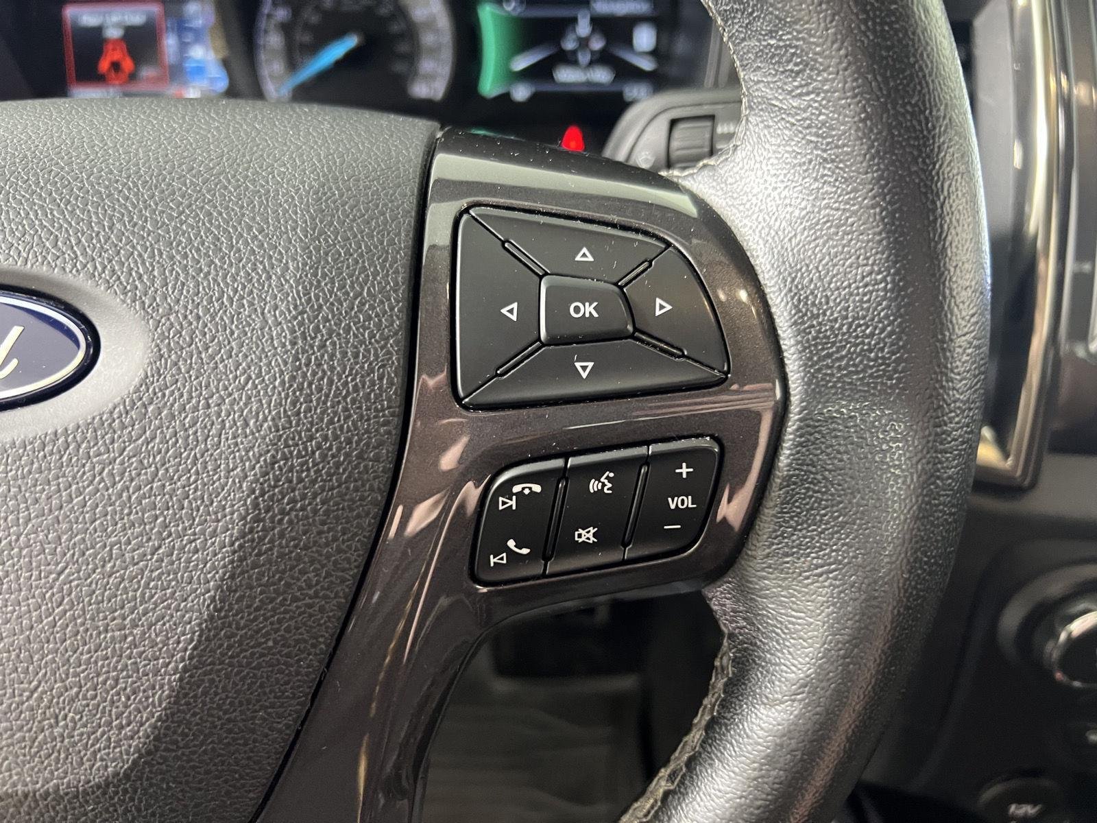 Used 2022 Iconic Silver Ford LARIAT image 17