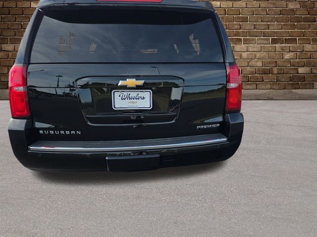2019 Chevrolet Suburban Premier photo 4