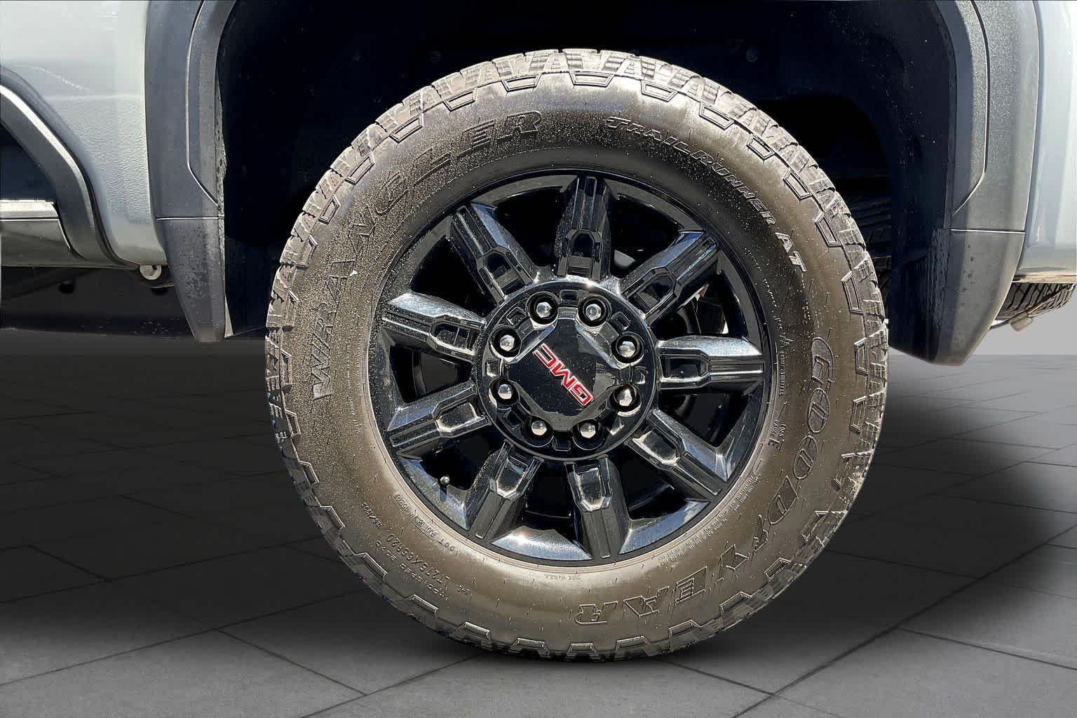 Used 2024 Thunderstorm Gray GMC AT4 image 15