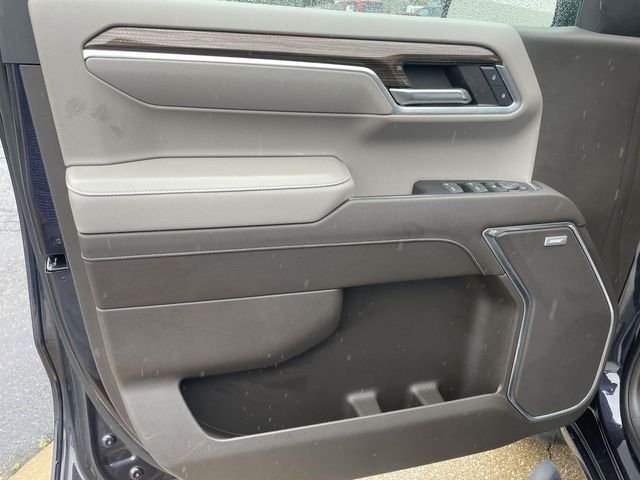 Used 2023 Gray Chevrolet RST image 11