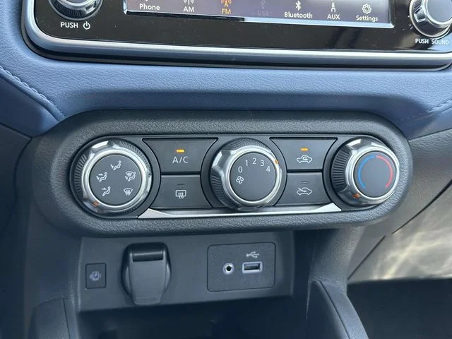 2025 Nissan Versa Sedan SV - Photo 21