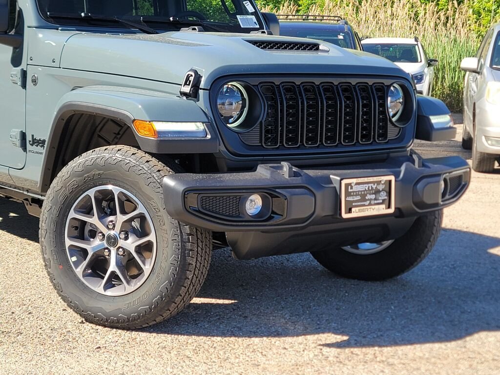 New 2026 Anvil Clear-Coat Exterior Paint Jeep Sport S image 2
