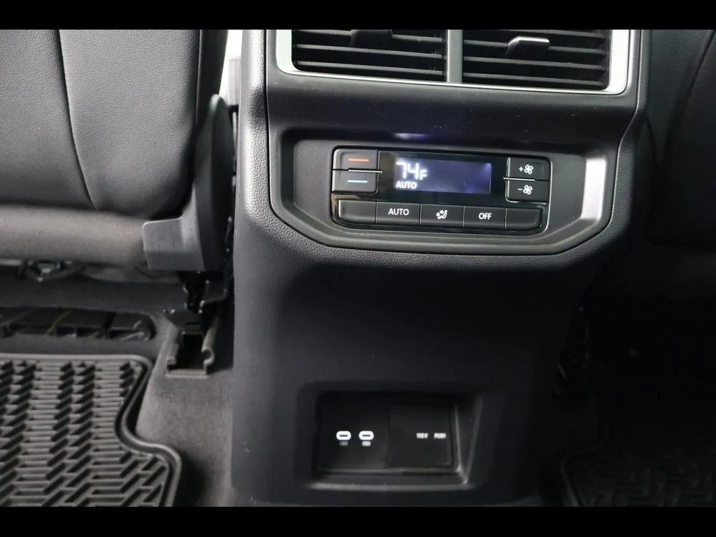 New 2026 White/off-white Volkswagen 2.0T Peak Edition image 12