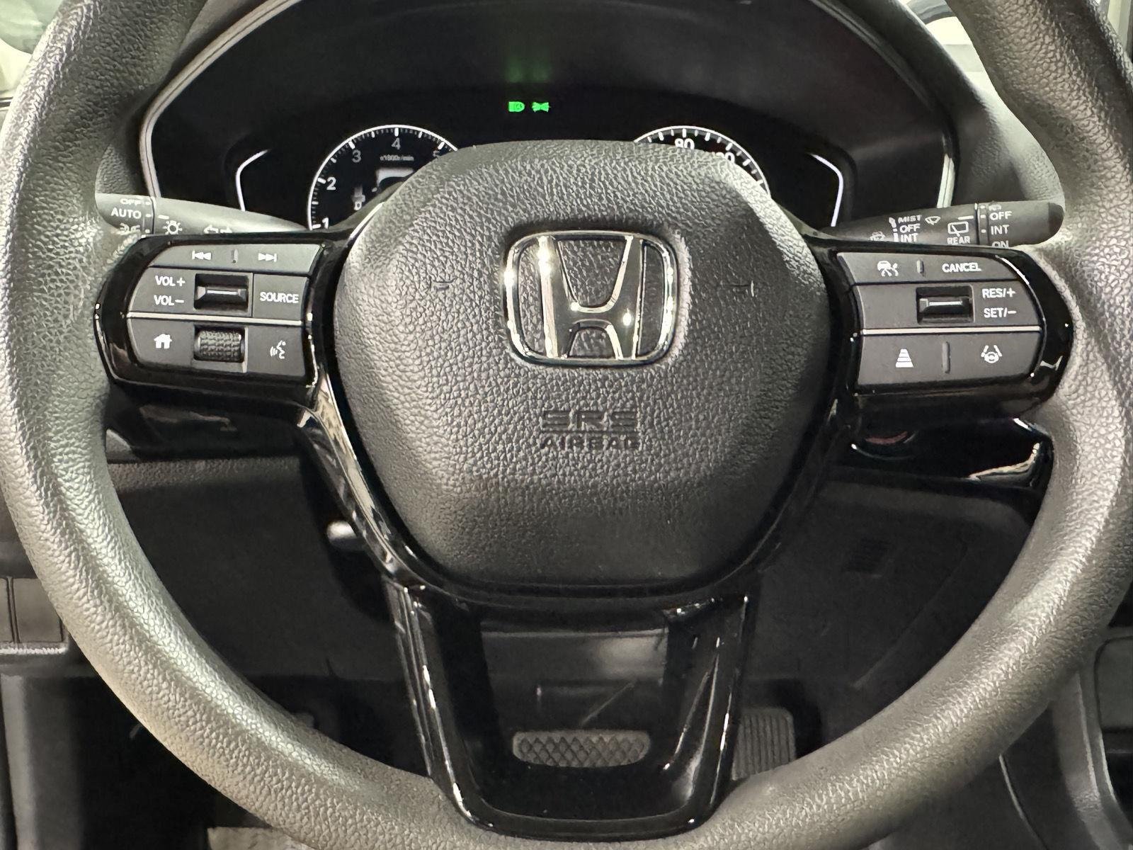 Used 2024 Lunar Silver Metallic honda LX image 32
