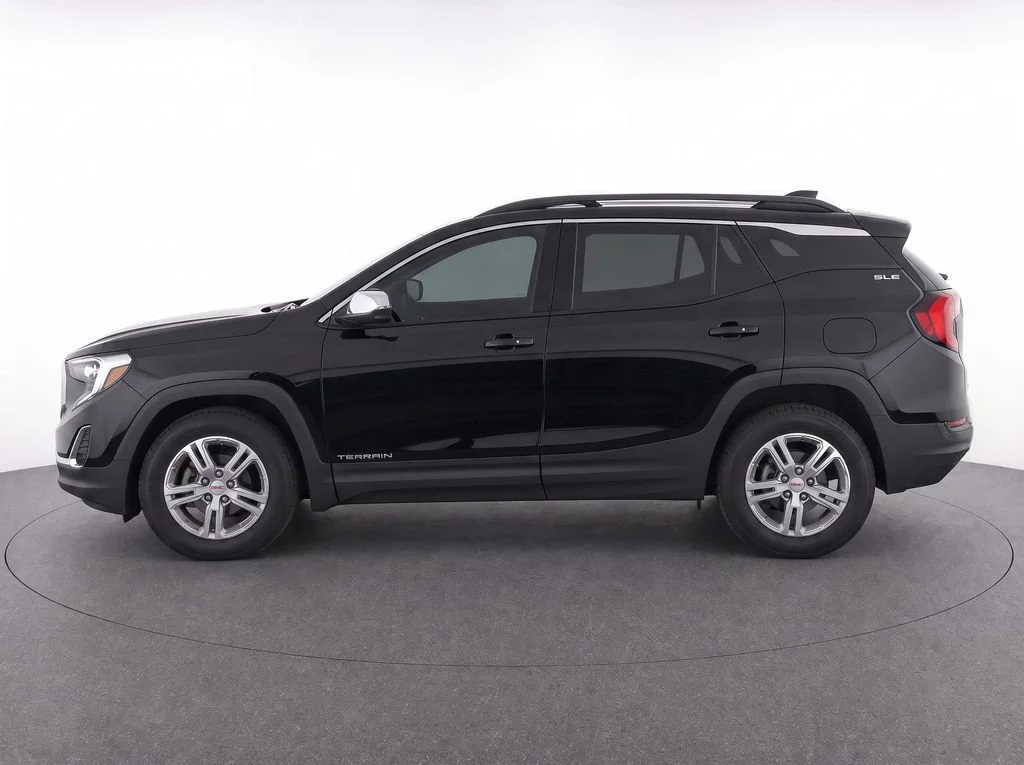Used 2021 EBONY TWILIGHT METALLIC GMC SLE image 6