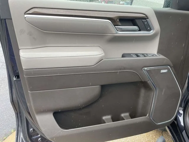 Used 2023 Gray Chevrolet RST image 11
