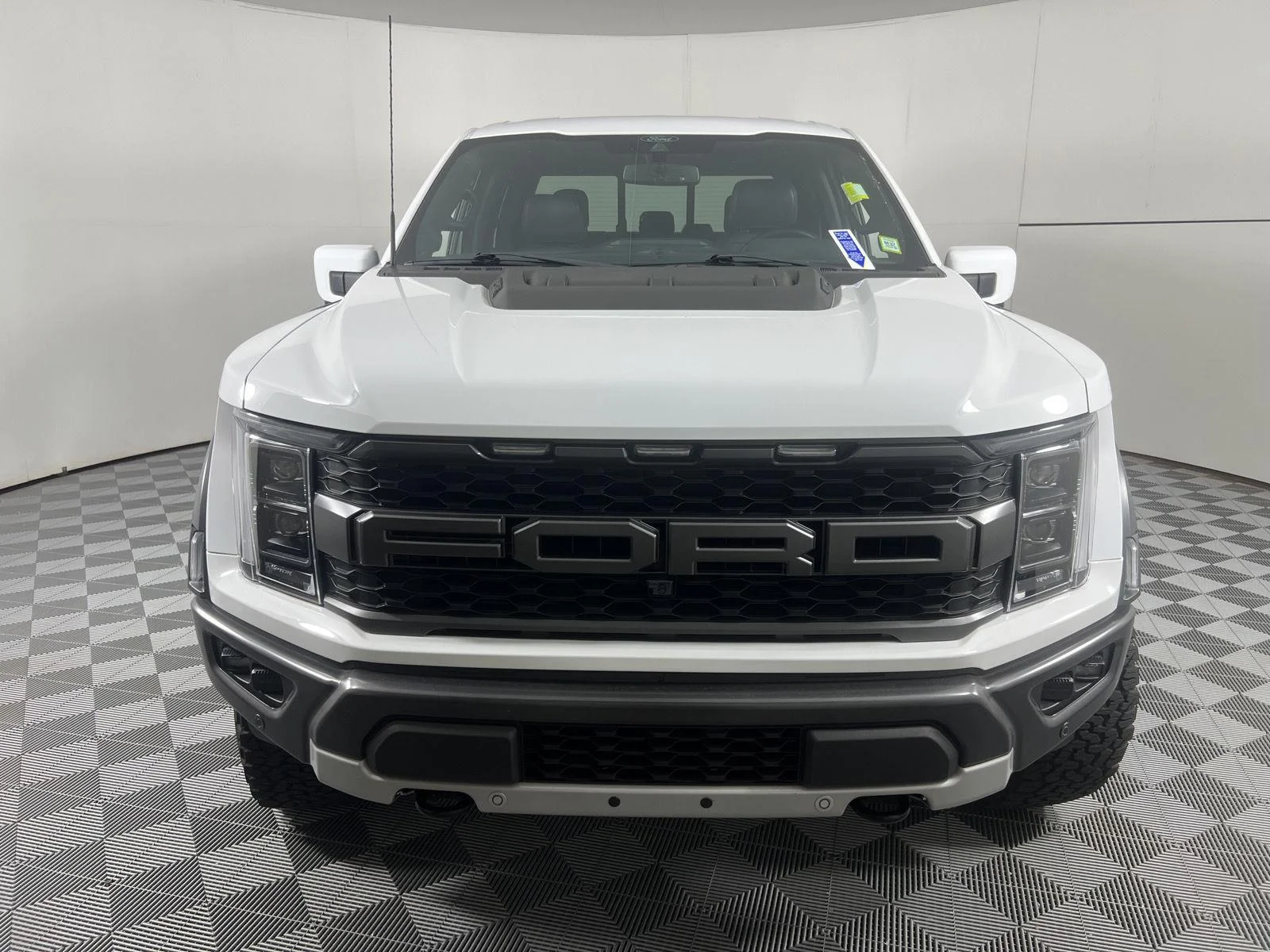 Used 2022 Oxford White Ford Raptor image 5