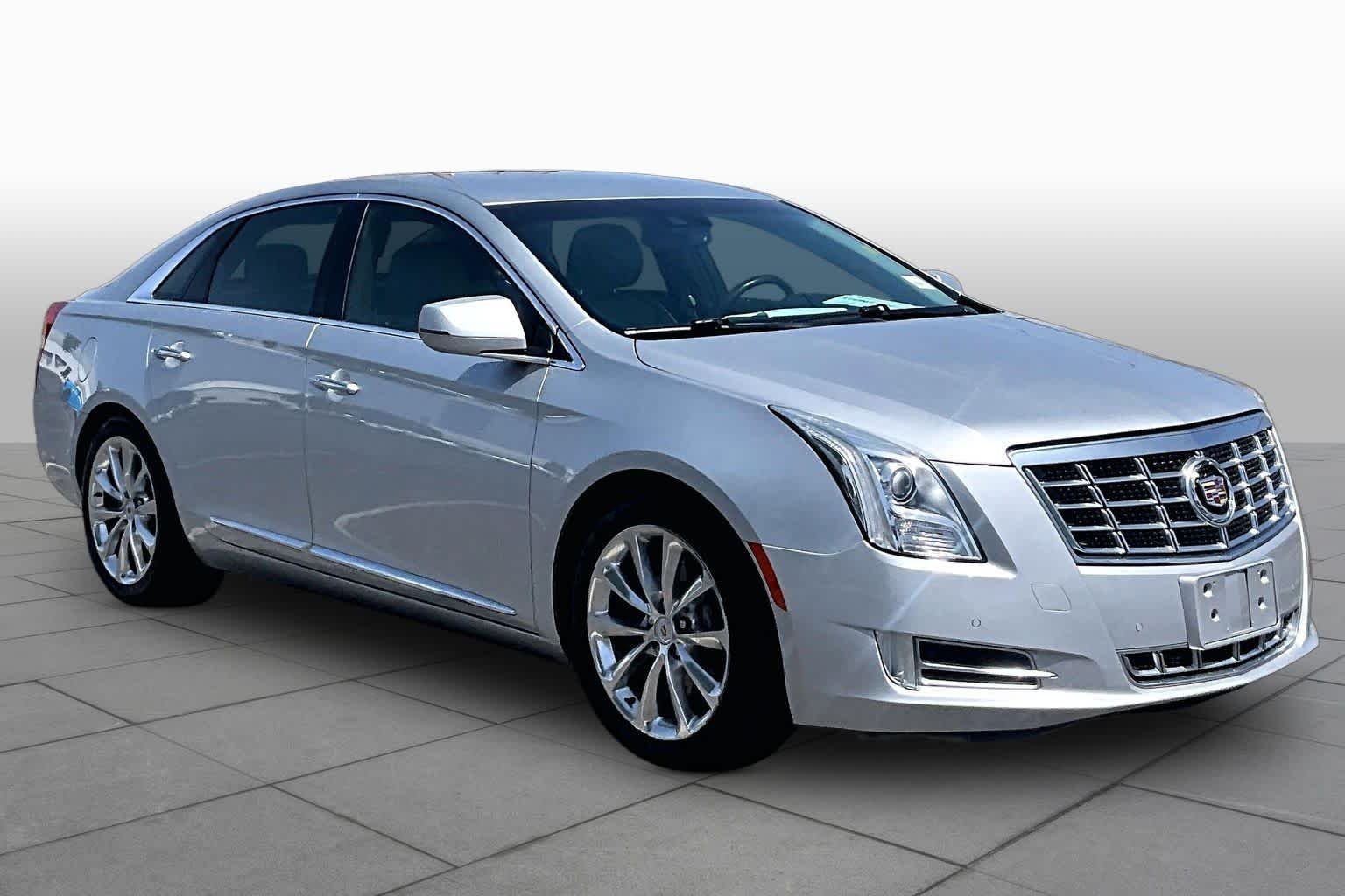 Used 2013 Radiant Silver Metallic Cadillac Premium image 3