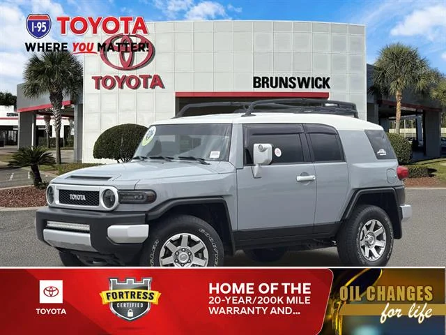 2014 Toyota FJ Cruiser 4x4 AT's photo
