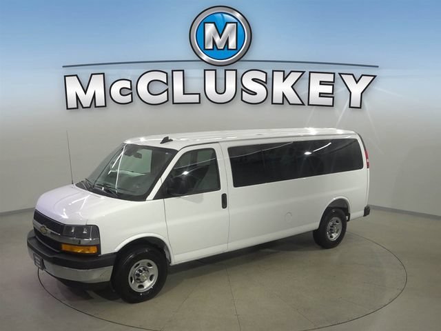 2025 Chevrolet Express Passenger LT - Photo 1