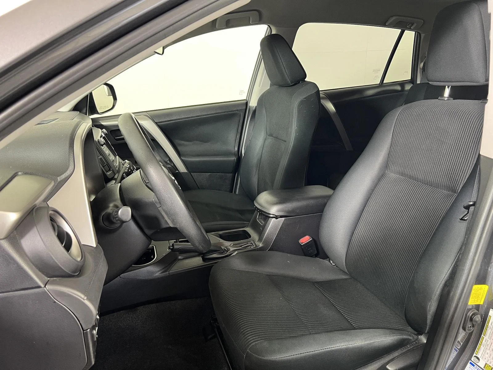 Used 2016 Magnetic Gray Metallic Toyota LE image 12