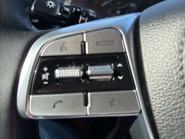 Used 2024 Silver Kia SX image 22