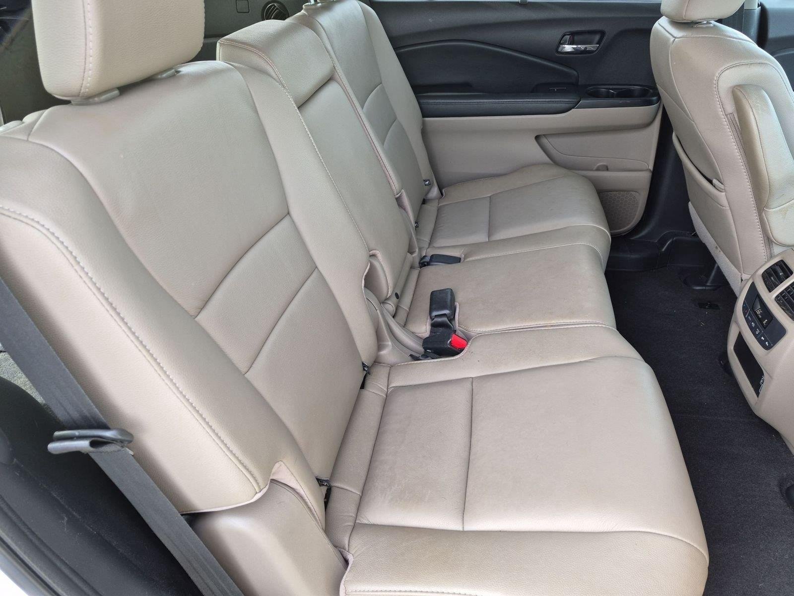Used 2019 White Diamond Pearl Honda EX-L image 16