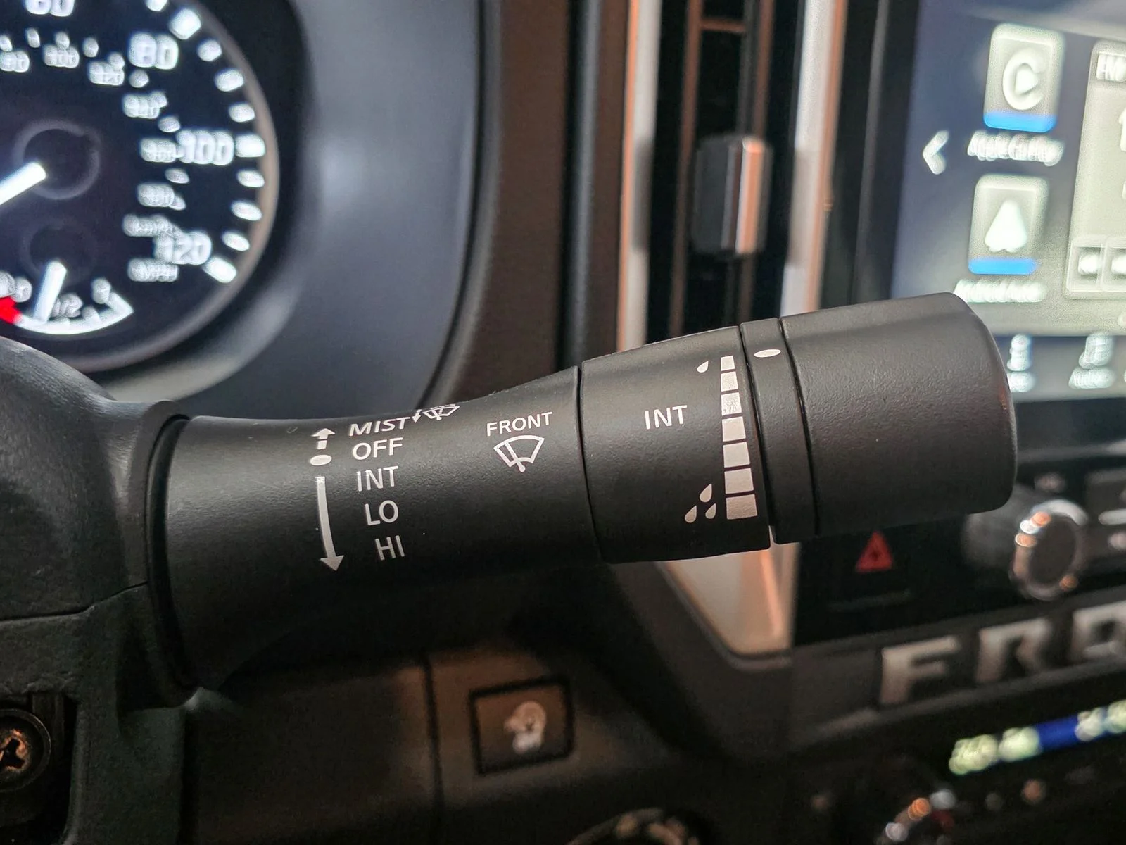 2026 Nissan Frontier SV - Photo 37