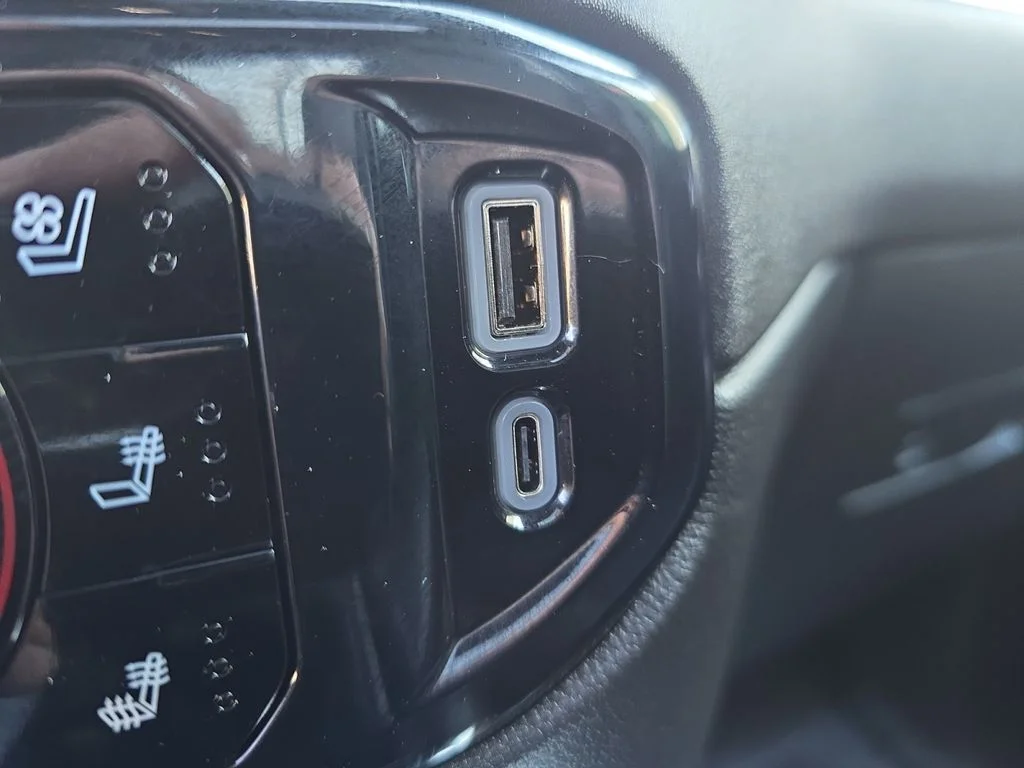 2025 Chevrolet Silverado 1500 High Country - Photo 24