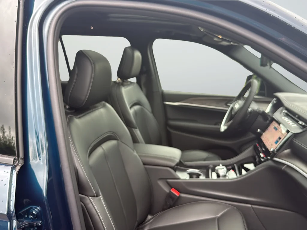 New 2027 Blue Jeep Limited image 26