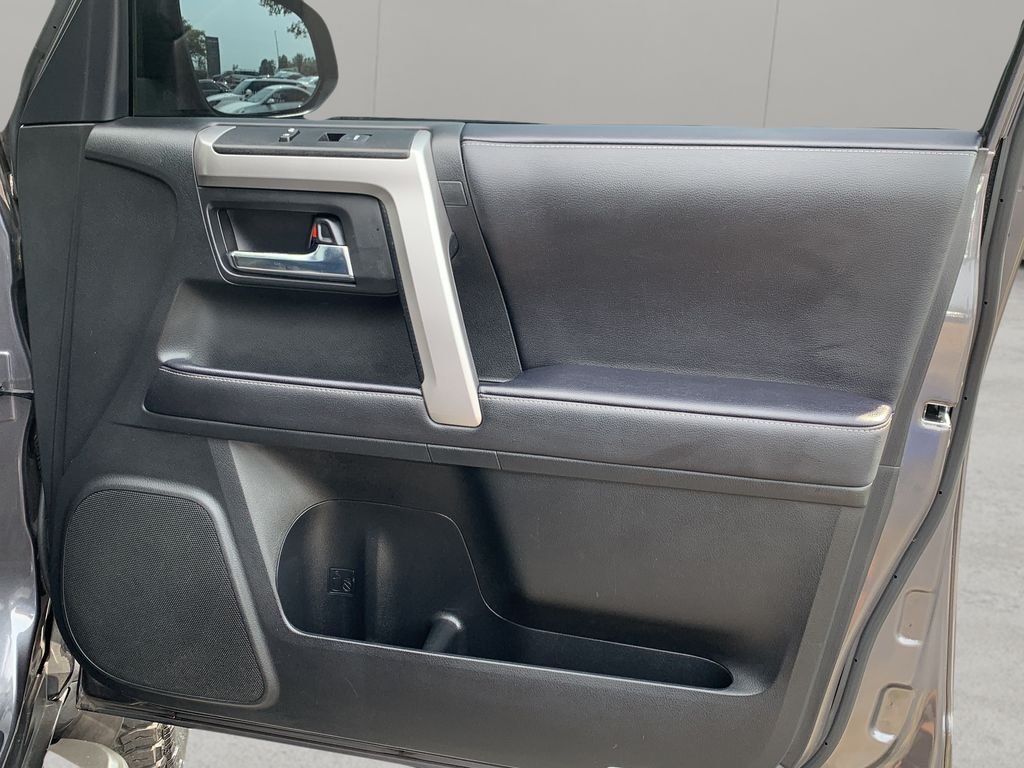 2022 Toyota 4Runner SR5 Premium - Photo 33
