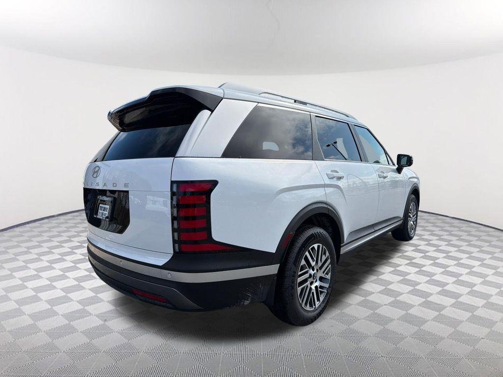 New 2026 White Hyundai SEL FWD image 5