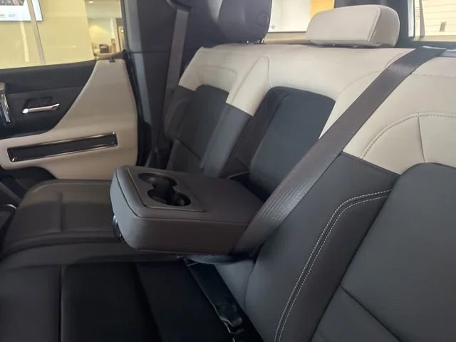2026 GMC HUMMER EV 2X - Photo 31