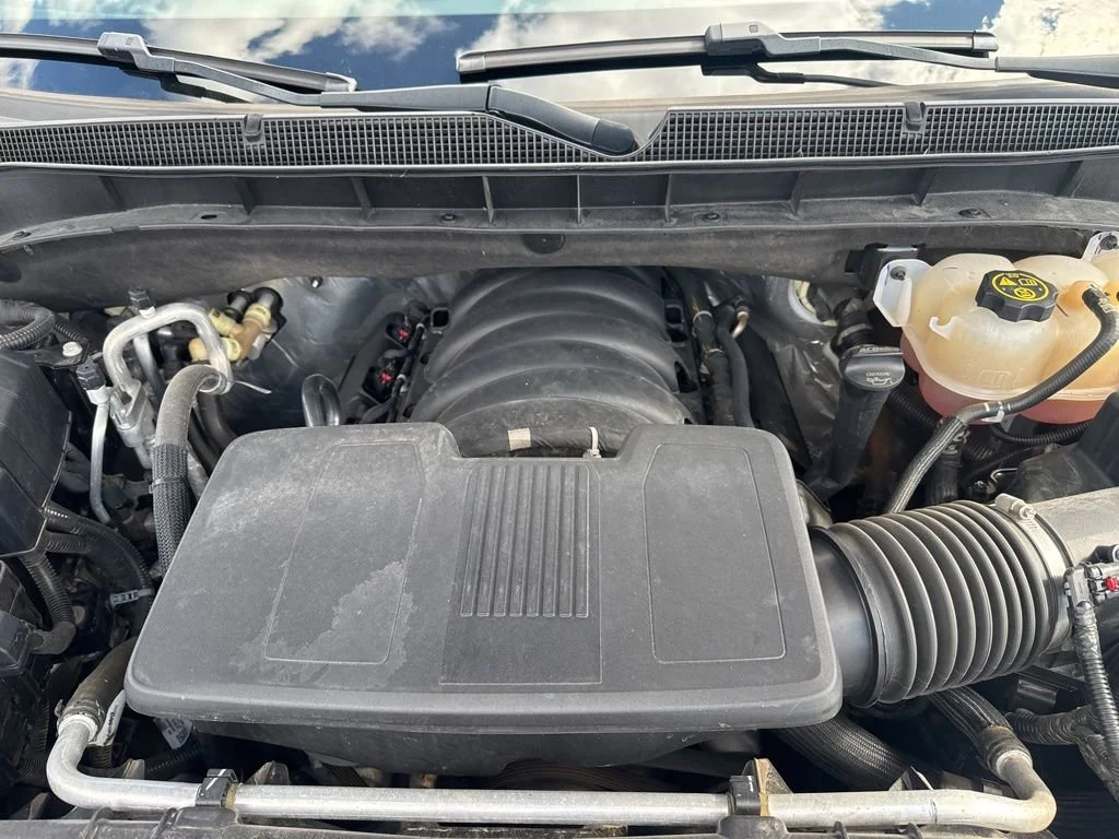 Used 2023 Summit White Chevrolet Premier image 39