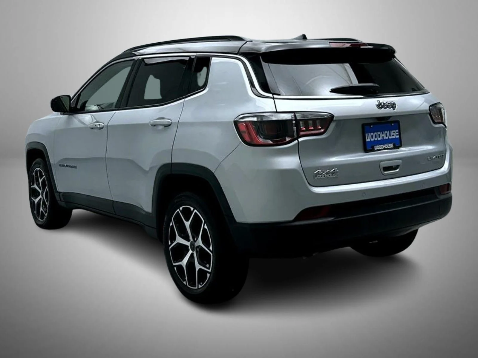 Used 2025 Silver Jeep Limited image 7