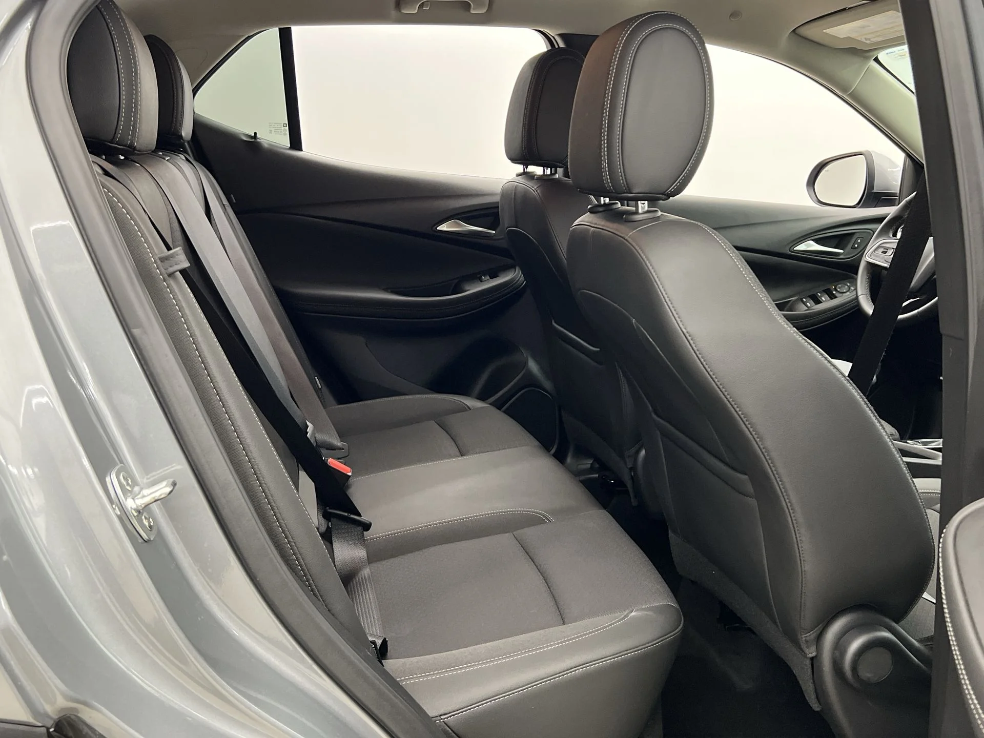 Used 2025 Gray Buick Preferred image 17