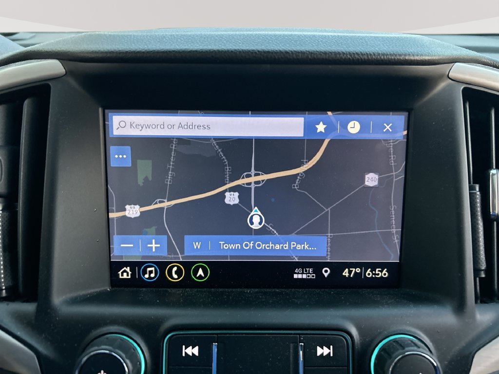 Used 2019 Silver GMC Denali image 19