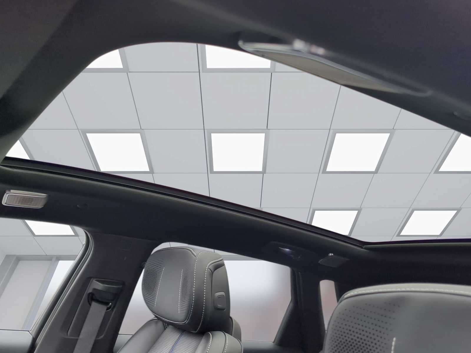 2026 Cadillac LYRIQ V - Photo 23