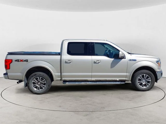 Used 2018 White Gold Ford Lariat image 6
