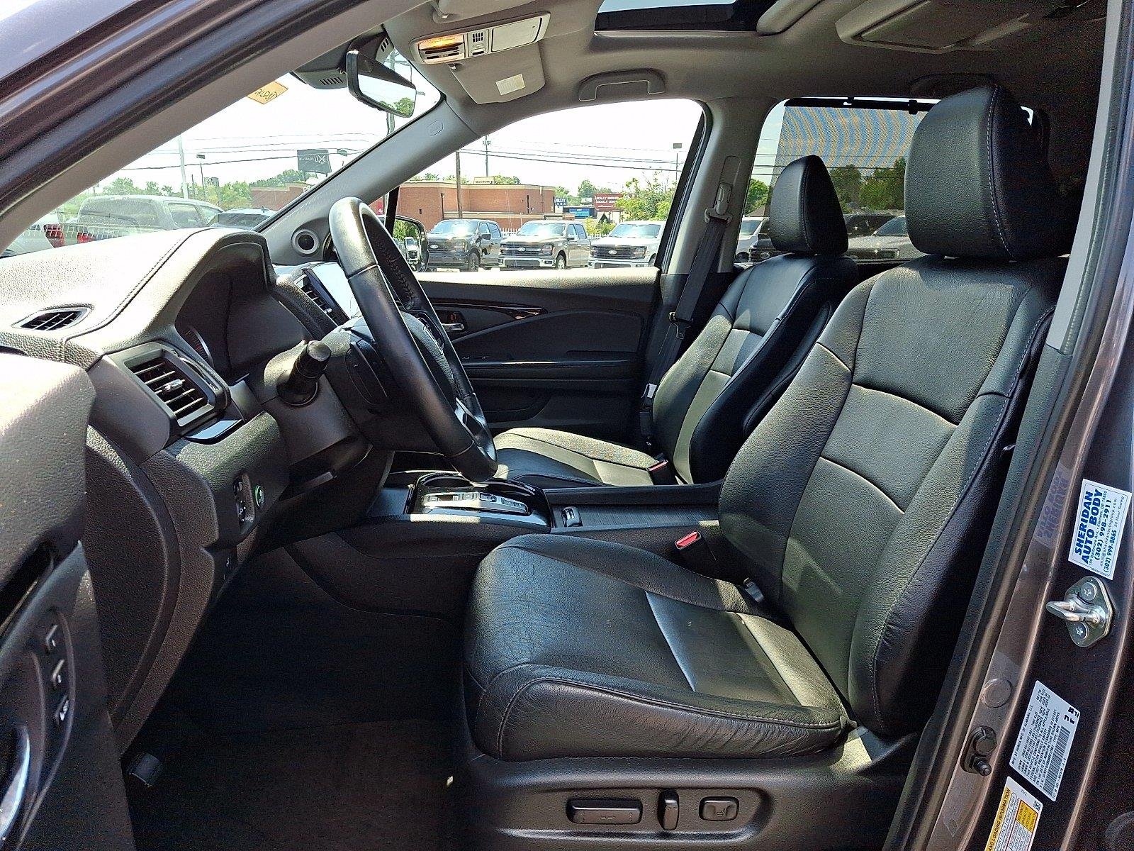 Used 2021 Modern Steel Metallic Honda Touring image 16