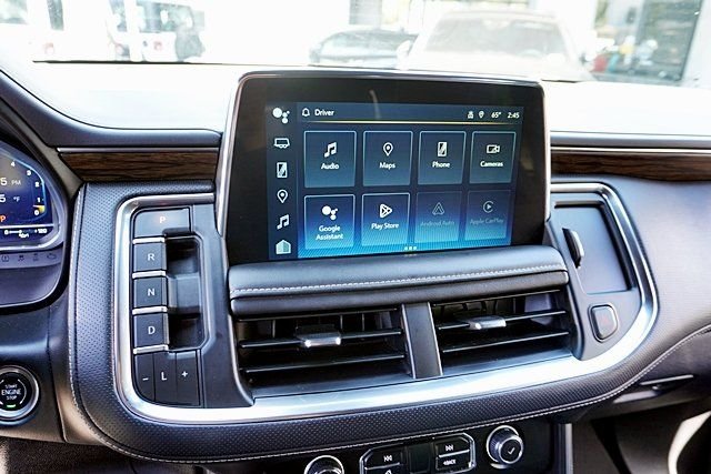 Used 2024 Gray Chevrolet Premier image 25