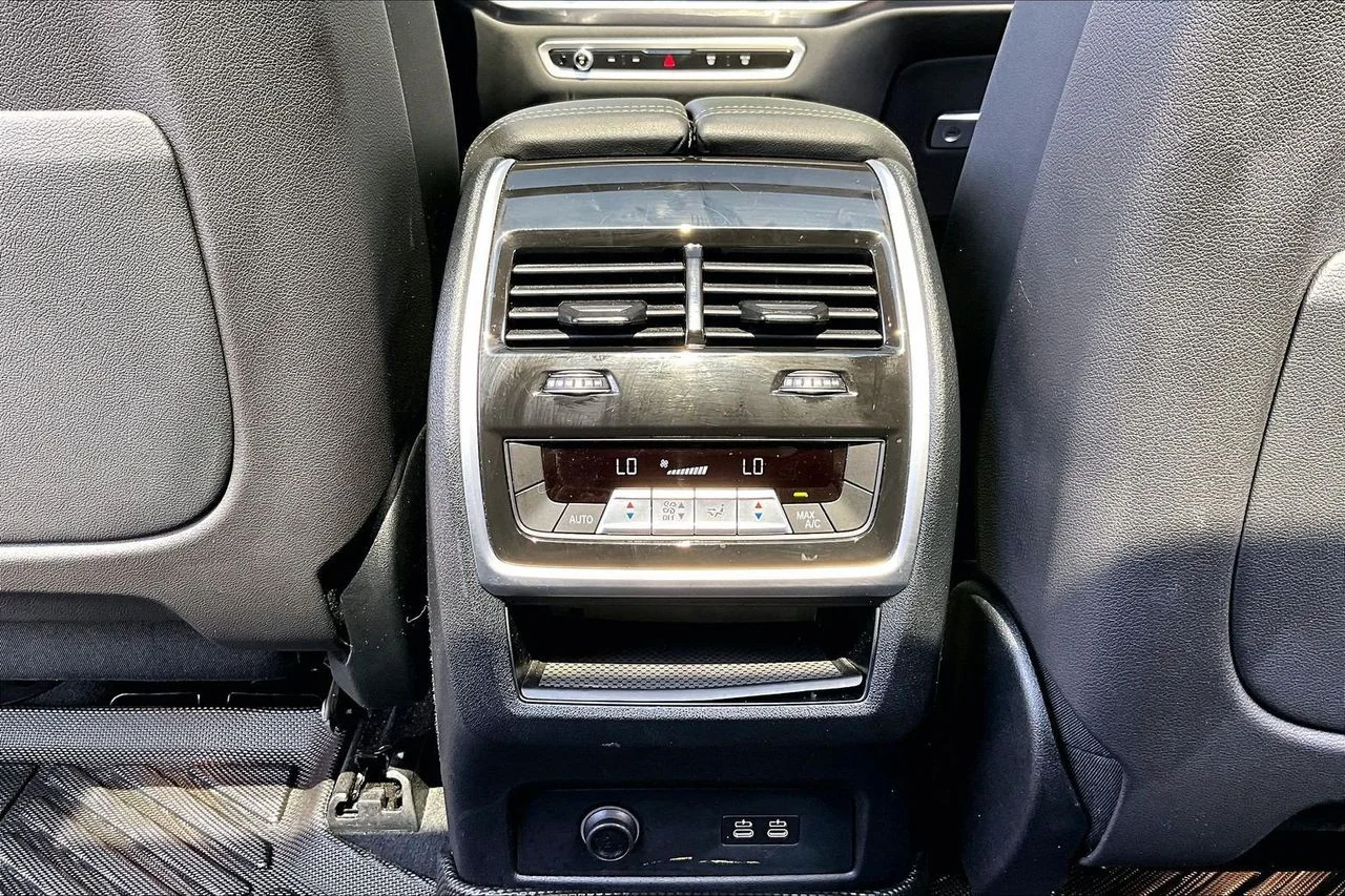 Certified Used 2023 White BMW xDrive40i image 16