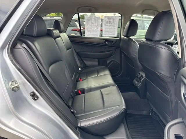 Used 2019 Ice Silver Metallic Subaru Limited image 10