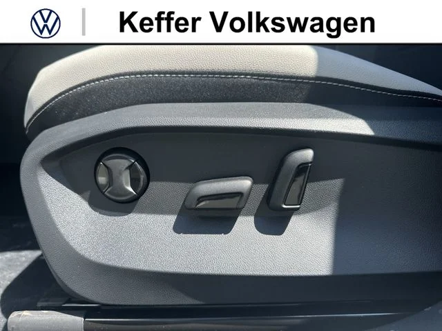 New 2026 White Volkswagen 1.5T SE image 13
