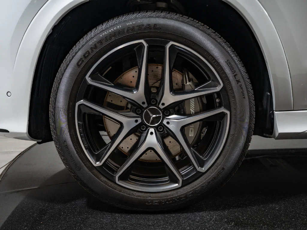 Used 2026 Manufaktur Moonlight White Metallic Mercedes-Benz GLE 53 AMG® image 13