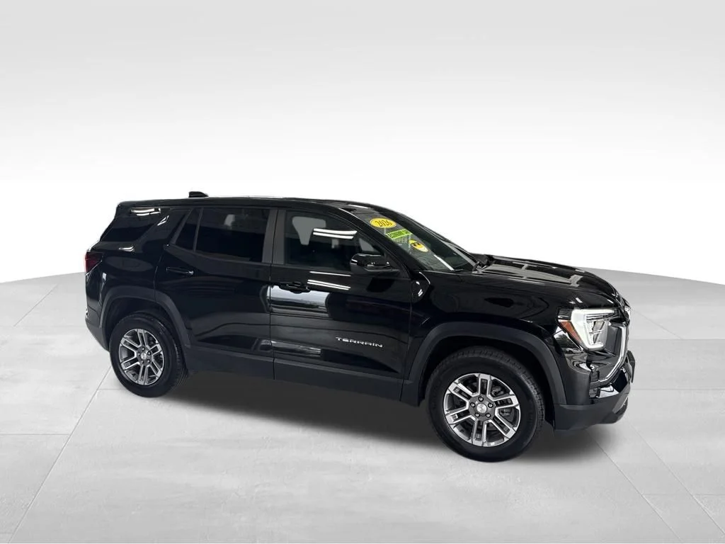 Used 2026 Black GMC Elevation image 7