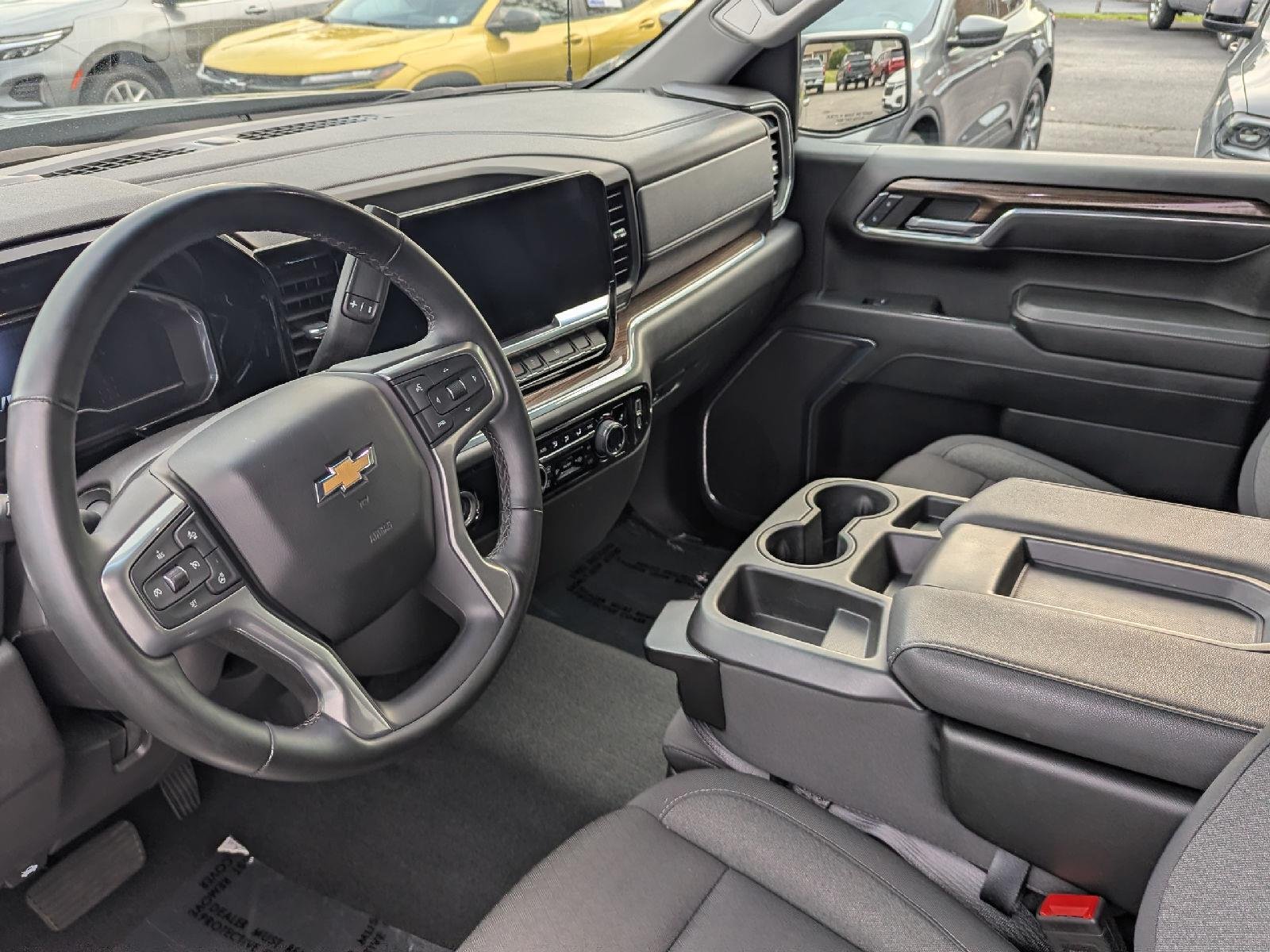 Used 2024 Sterling Gray Metallic Chevrolet LT image 14