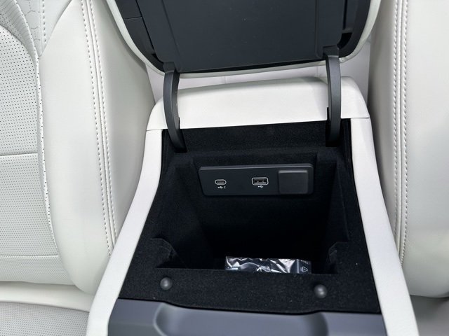 2026 Jaguar F-Pace R-Dynamic S - Photo 40