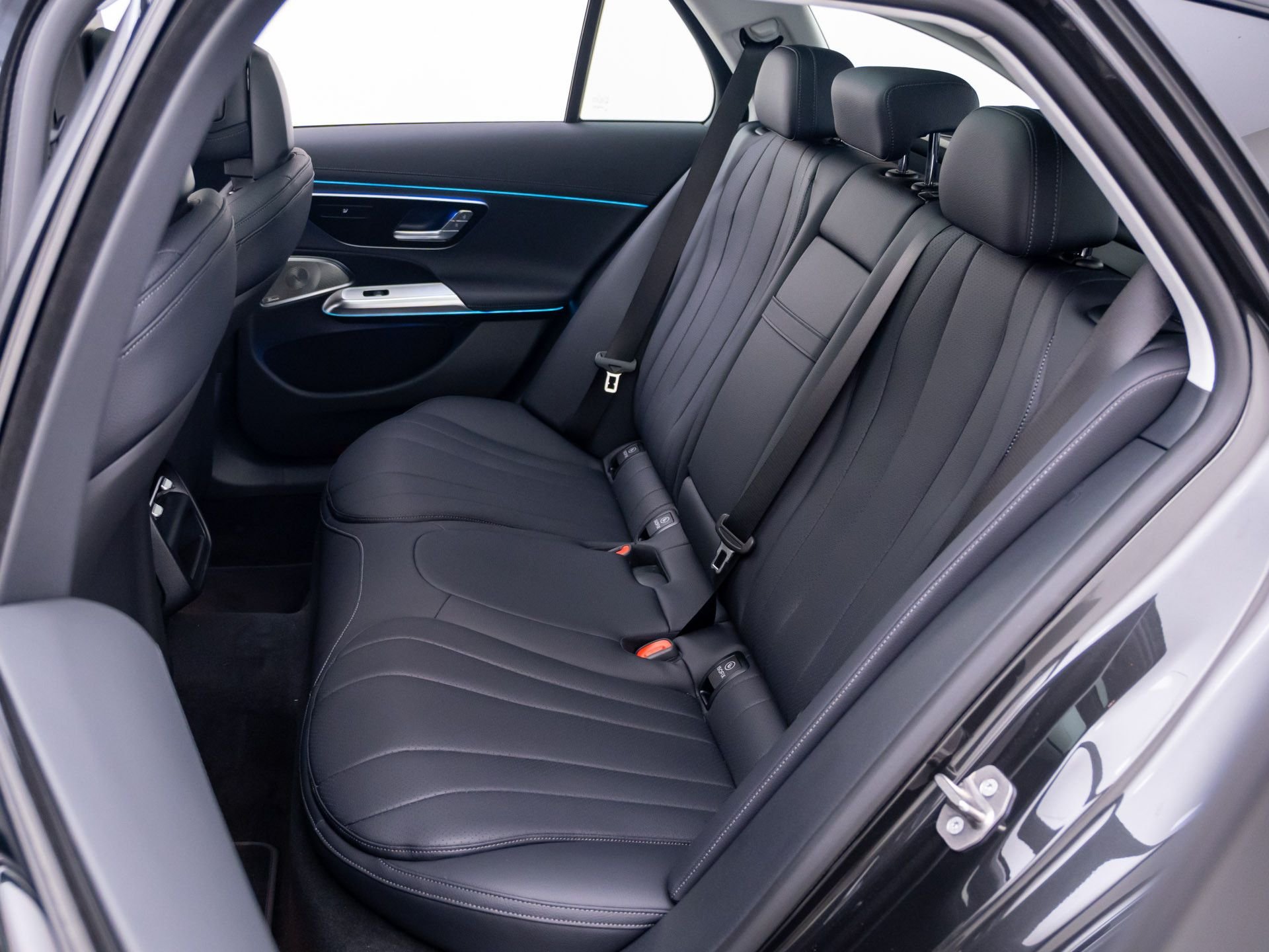 New 2027 Graphite Grey Metallic Mercedes-Benz E 450 image 18