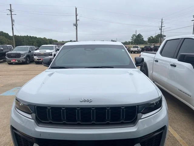 Used 2026 White Jeep Limited image 14