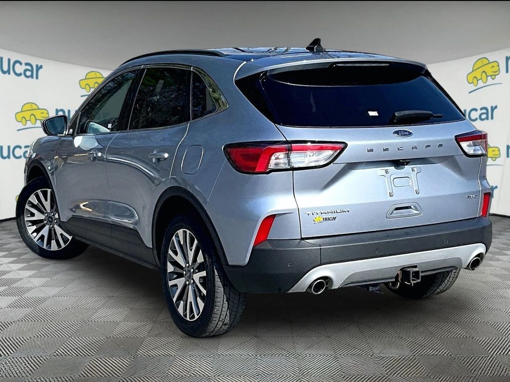 Used 2022 Blue Silver Metallic Ford Titanium image 4